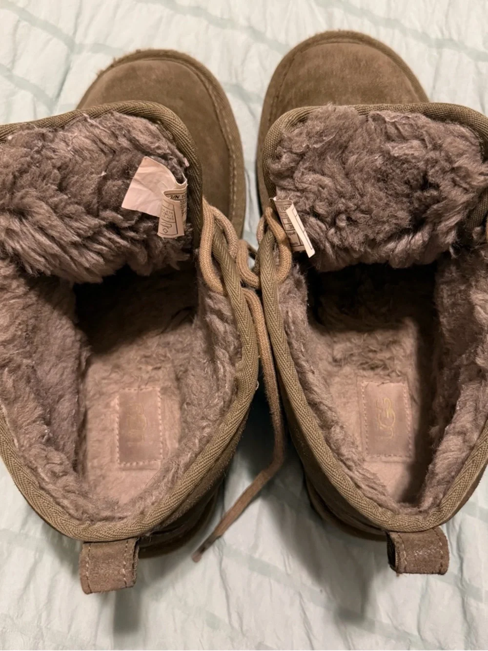 UGG Neumel Chukka Boot - Burnt Olive Suede, Womens Size 8 (1094269)